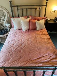 lot 22 image: Iron Full Size Bed and Accessories
