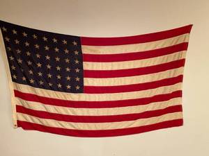 lot 48 image: Vintage 48-star American Flag