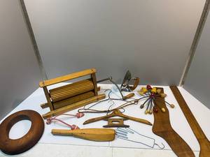 lot 71 image: Antique WringerWasher and Accessories
