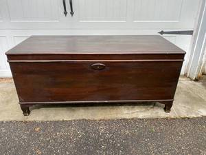 lot 125 image: Cedar Chest