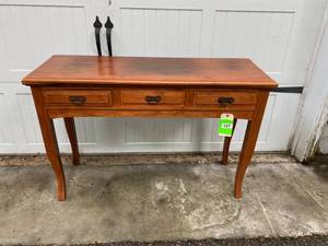 lot 127 image: Sofa Table w 3 Drawers