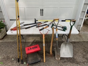 lot 205 image: Garden Tools and Axe