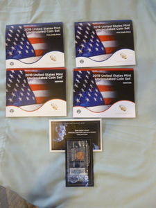 lot 10 image: 2018 and 2019 U.S. Mint Uncirculated Coins Sets with 2019 West Point Lincoln Penny