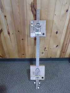 lot 20 image: Handmade Double Cigar Box Instrument