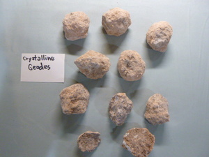 lot 25 image: Crystalline Geodes