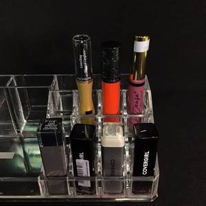 lot 12 image: Set of 9 Assorted Revlon and Covergirl Lipsticks and Glosses