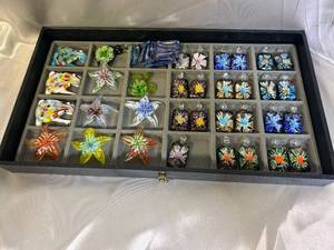 lot 73 image: Set of 24 Assorted Glass Flower Pendants