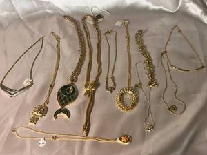 lot 93 image: Collection of Gold Tone Costume Jewelry Necklaces