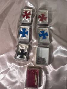 lot 95 image: Collection of 7 Cross and Pendant Necklaces