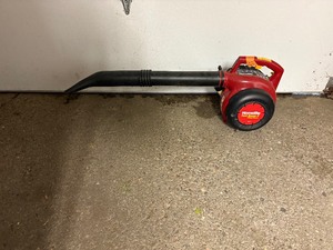 lot 84 image: Homelite Yard Broom II 170mph Gas Powered Leaf Blower