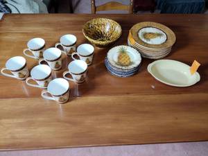 lot 170 image: Pottery Emile Henry France dish  Drip Pottery Bowl 2003 ESC Trading Co. Dinnerware by David Harden