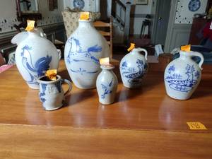 lot 153 image: 6 Rowe Pottery Works Salt Glazed pottery pcs. some are rare