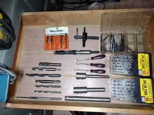 lot 191 image: Tools drill bit sets, automotive picks, B&D screw drill countersinks. hole cutter drill bit