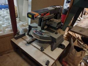 lot 182 image: Sears Craftsman 7  motorized radial arm miter saw 1.5 HP