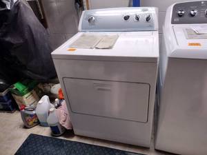 lot 17A image: Whirlpool Traditional Electric Dryer with AccuDry Drying System Model WED4900XW. Bring help to move.