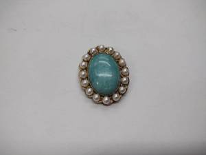 lot 238 image: Alice Caviness pin with pearls and possibly Jodeite gem120 12k gold filled
