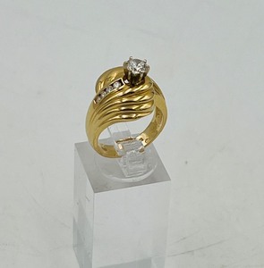 lot 21 image: 14k gold Ring reads TBF inside size 6 34