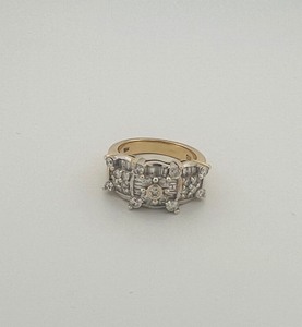 lot 48 image: 14k gold diamond ring 8 grams size 7