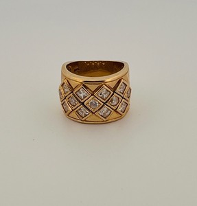 lot 56 image: 10k gold chunky statement ring 13g size 7 14
