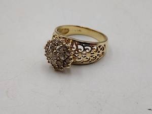 lot 69 image: 10k filigree gold ring marked IHL 5g size 7