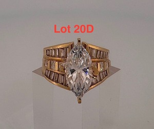 lot 20D image: 14K Gold Ring size 7