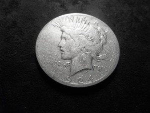 lot 28 image: 1924 Peace Silver Dollar