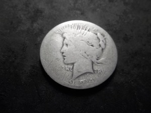 lot 29 image: 1924 S Peace Silver Dollar