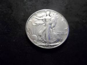 lot 52 image: 1946 S Walking LIberty Silver Half Dollar