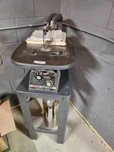 lot 6 image: Craftsman 20 Variable Speed Scroll Saw with Manual