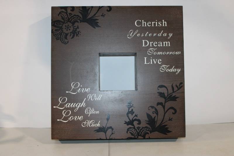 lot 146 image: Decorative Wall Frame with Motivational Quotes