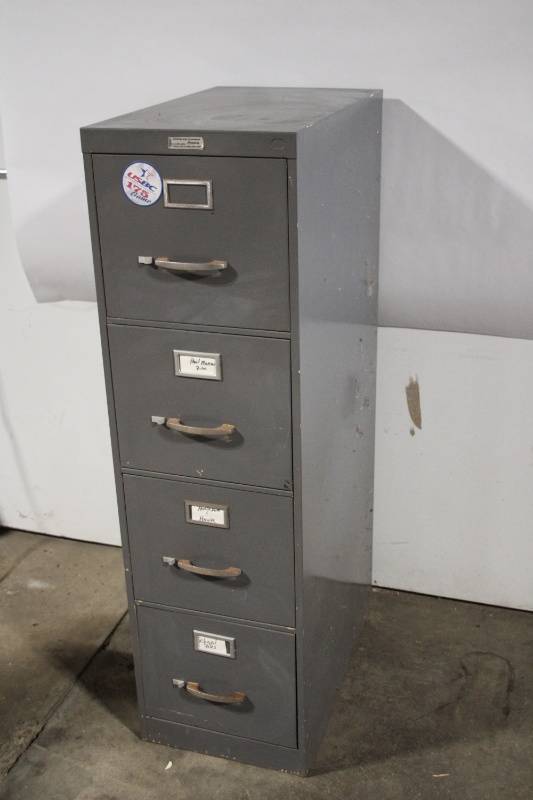 lot 54 image: Used 4-Drawer Metal Filing Cabinet