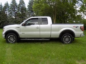 lot 1 image: 2013 Ford 4x4 F150  TB12 Edition