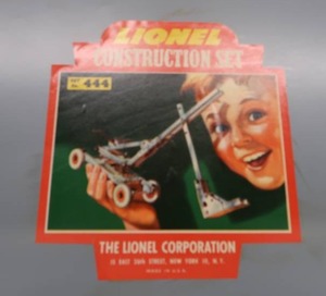 lot 46 image: RARE LIONEL CONSTRUCTION SET