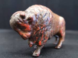 lot 30H image: CAST IRON BUFFALO BANK