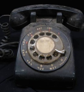 lot 89 image: ROTARY PHONE