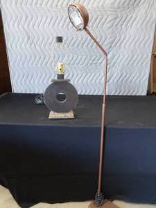 lot 101 image: TABLE LAMP  FREE STANDING LIGHT