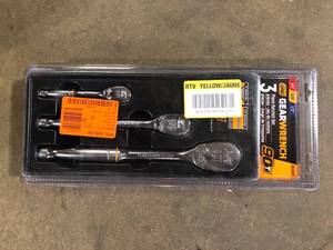 lot 8 image: GEARWRENCH 14 in., 38 in. and 12 in. Drive 90-Tooth Teardrop Ratchet Set (3-Piece)  Customer Returns See Pictures