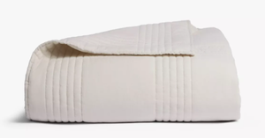 lot 105 image: FullQueen Relaxed Linen Quilt