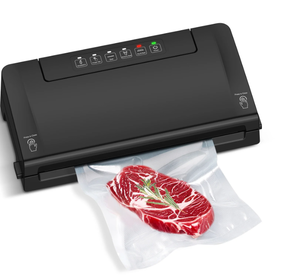 lot 290 image: Mainstays Vacuum Sealer with Built-in Cutter and Roll Storage