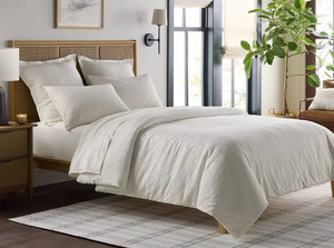 lot 400 image: 3pc Trellis Pattern Comforter Bedding Set Cream - Hearth & Hand with Magnolia, Size King