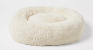 lot 483 image: Donut Bolster Dog Bed - Boots & Barkley