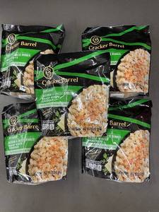 lot 8 image: Cracker Barrel Oven Baked Macaroni & Cheese Dinner, Set of 5
