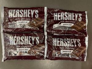 lot 28 image: Set of 4 Hersheys Milk Chocolate Snack Size Bags