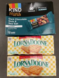 lot 66 image: Variety Pack Kind Minis Dark Chocolate Nuts & Sea Salt and Lorna Doone Shortbread Cookies