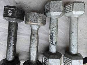 lot 126 image: Lot of Four 5LB Metal Hex Dumbbells (USED)