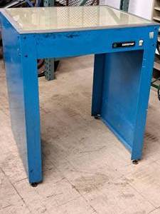 lot 6 image: Sandmar Deluxe Light Table DX 24