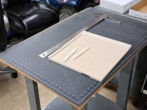 lot 17 image: Vantage Cutting Mat 36x24