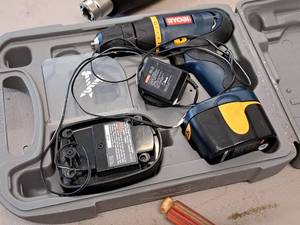 lot 26 image: Ryobi 38 7.2V Drill HP472 with Battery, Charger, Case