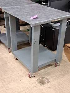 lot 39 image: Rolling Wooden Table  Workstation 24x27x31