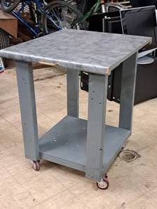 lot 40 image: Rolling Wooden Table  Workstation 24x27x31
